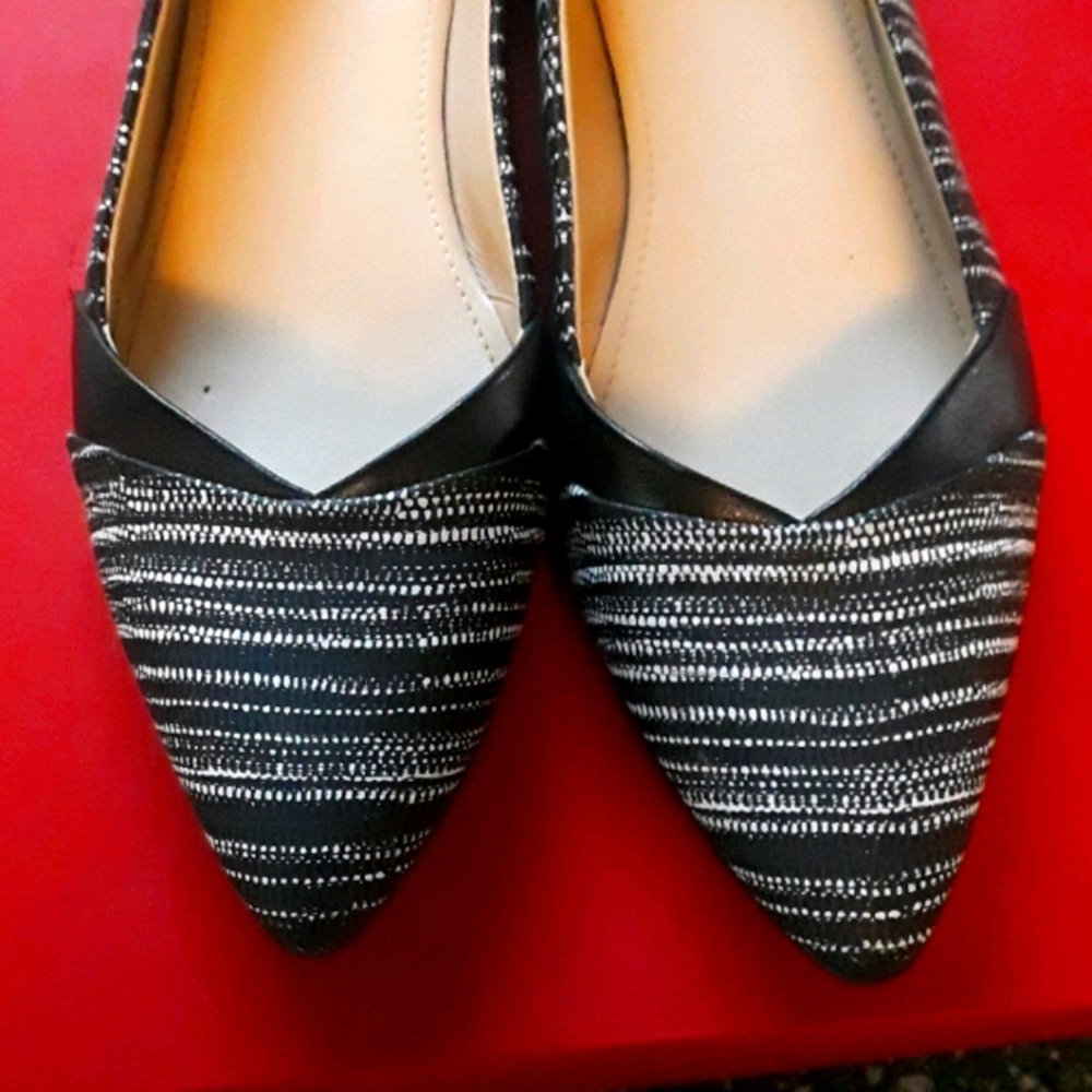 Calvin Klein - Breanna Striped Flats